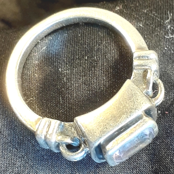 💍Amethyst Gemstone & Silver Ring, Ring Size 8💍 - Picture 6 of 16